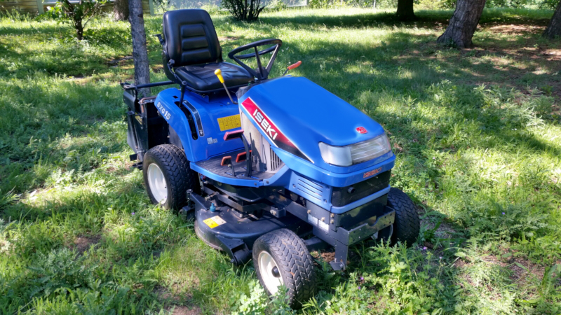 ISEKI SXG 15 H Aufsitz-Rasenmäher-Traktor, Diesel, mit Grasfangbox